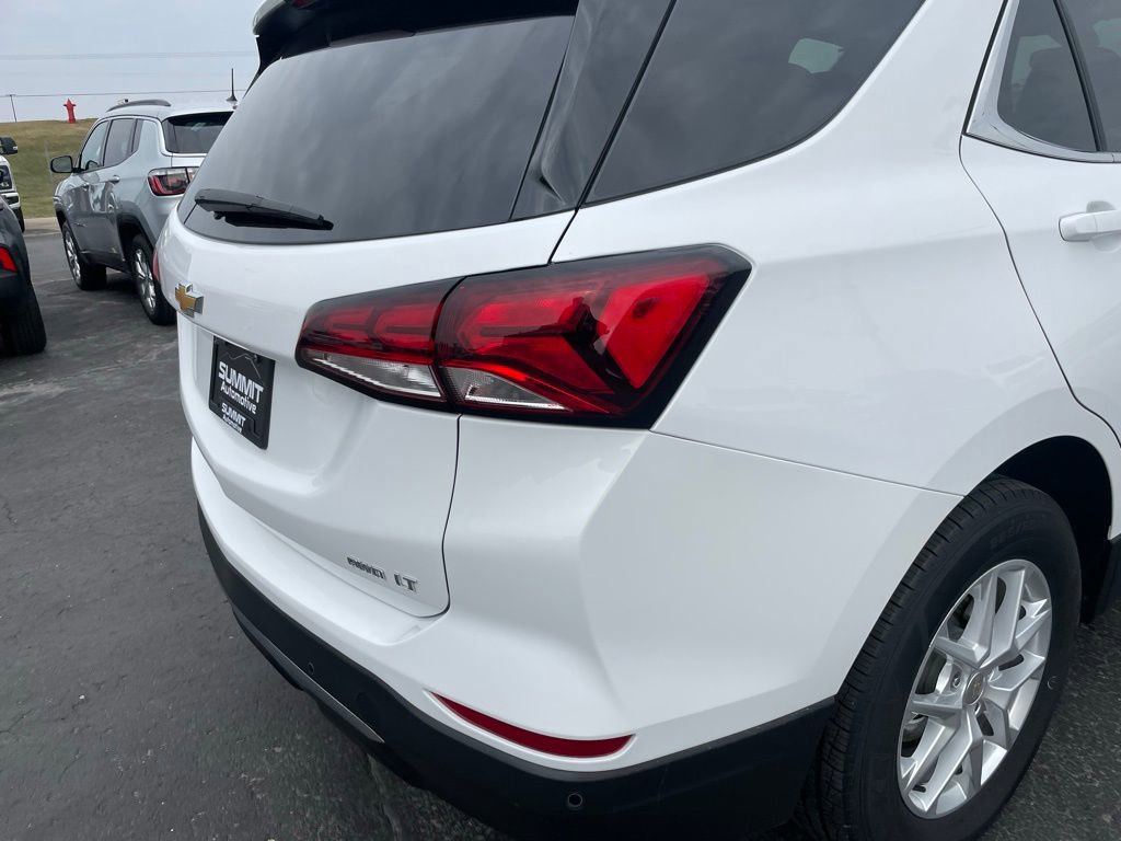 Used 2024 Chevrolet Equinox LT image 28