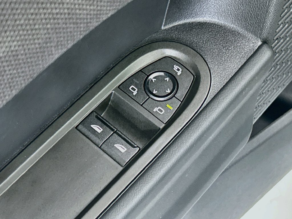 Certified 2026 MINI Cooper S FWD image 25