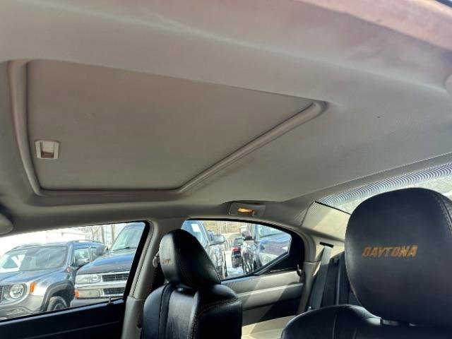 Used 2006 Dodge Charger R/T image 25