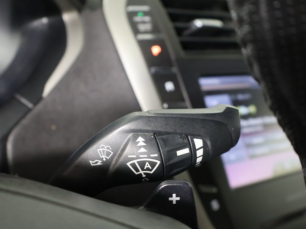 Used 2014 Lincoln MKZ image 41