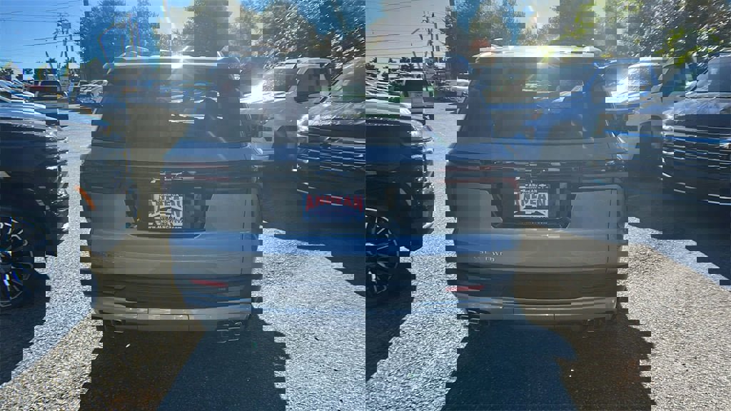 New 2026 Chevrolet Traverse LT w/ Driver Confidence Package image 6