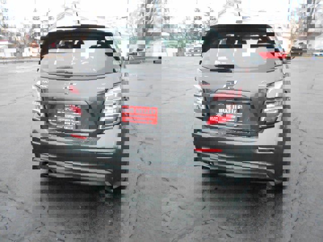 Used 2019 Chevrolet Sonic LT w/ Convenience Package image 6