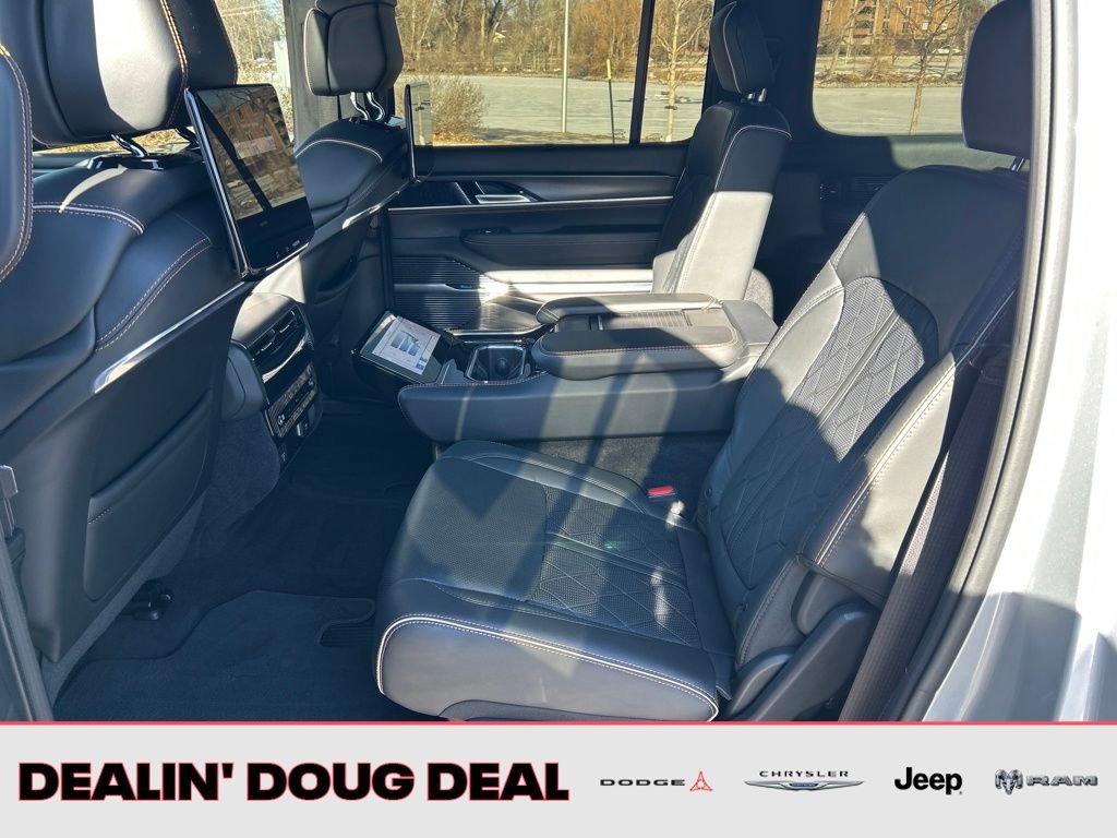 Used 2024 Jeep Grand Wagoneer Series III w/ Rear Seat Video Group 1 image 26