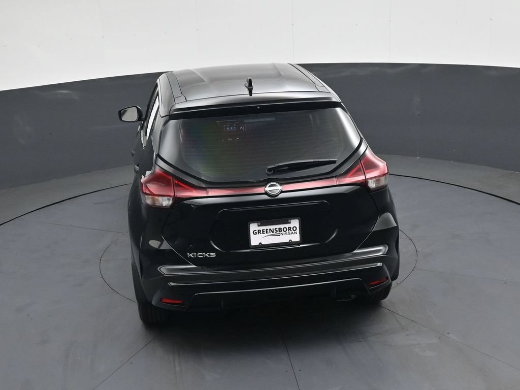 Certified 2025 Nissan Kicks Play S FWD image 36