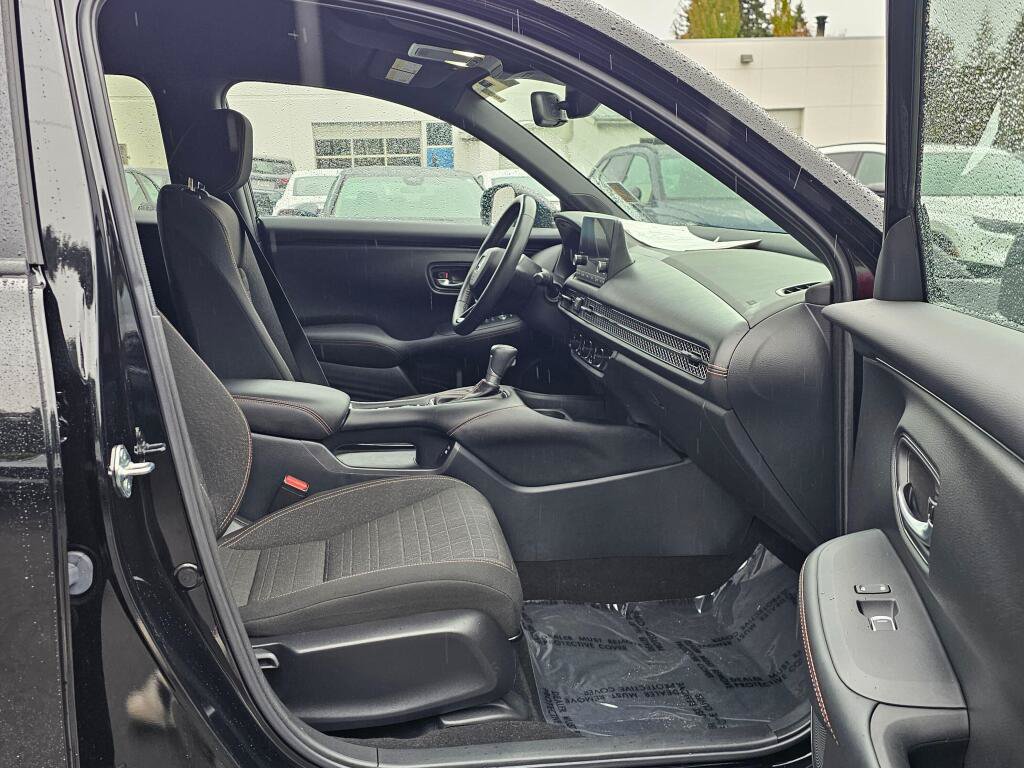 Certified 2024 Honda HR-V Sport image 12