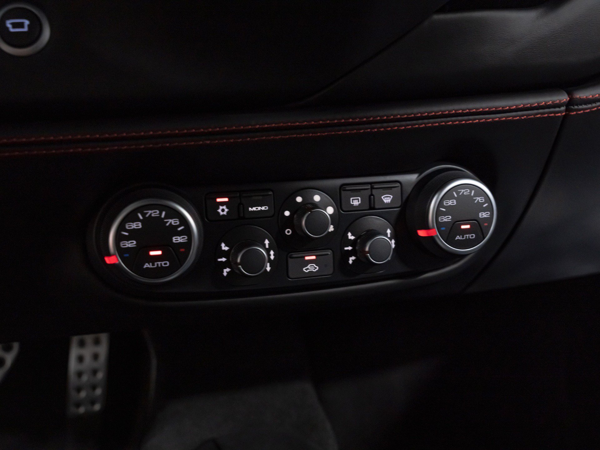 Used 2016 Ferrari 488 GTB RWD image 57