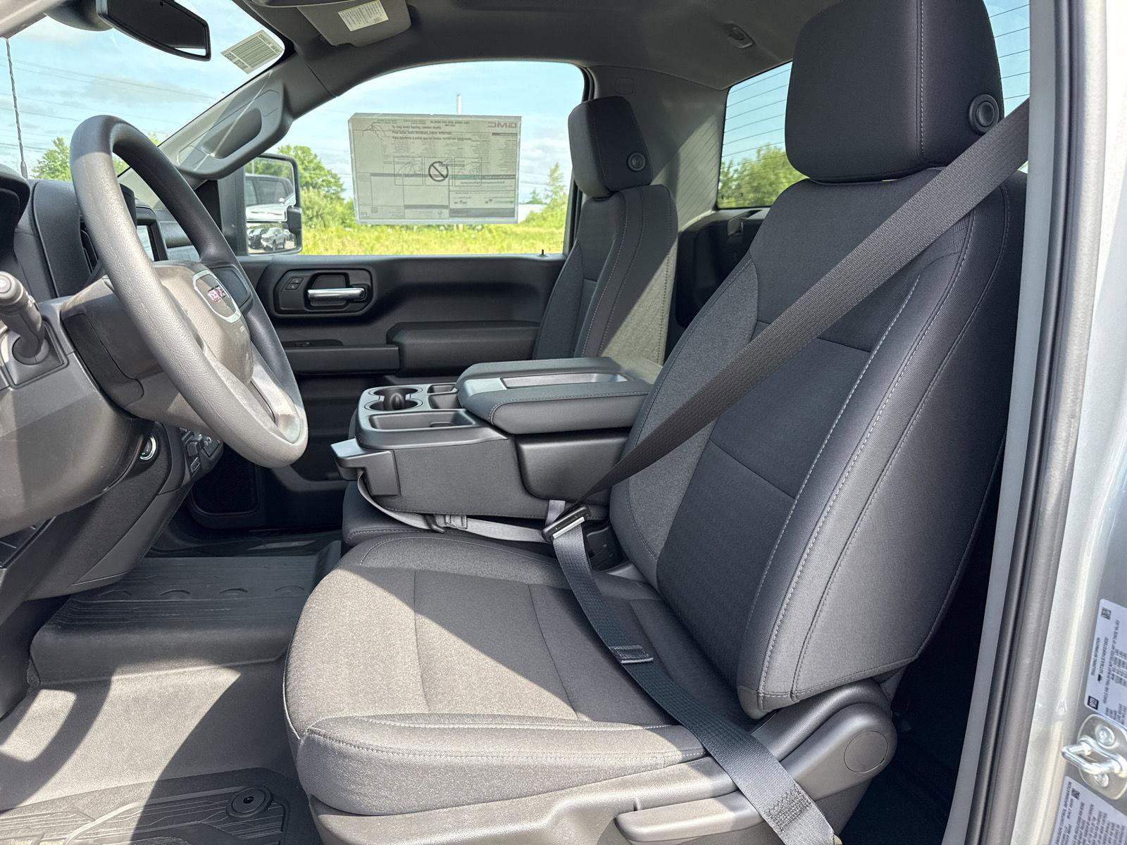 New 2025 GMC Sierra 2500 Pro w/ Convenience Package image 22