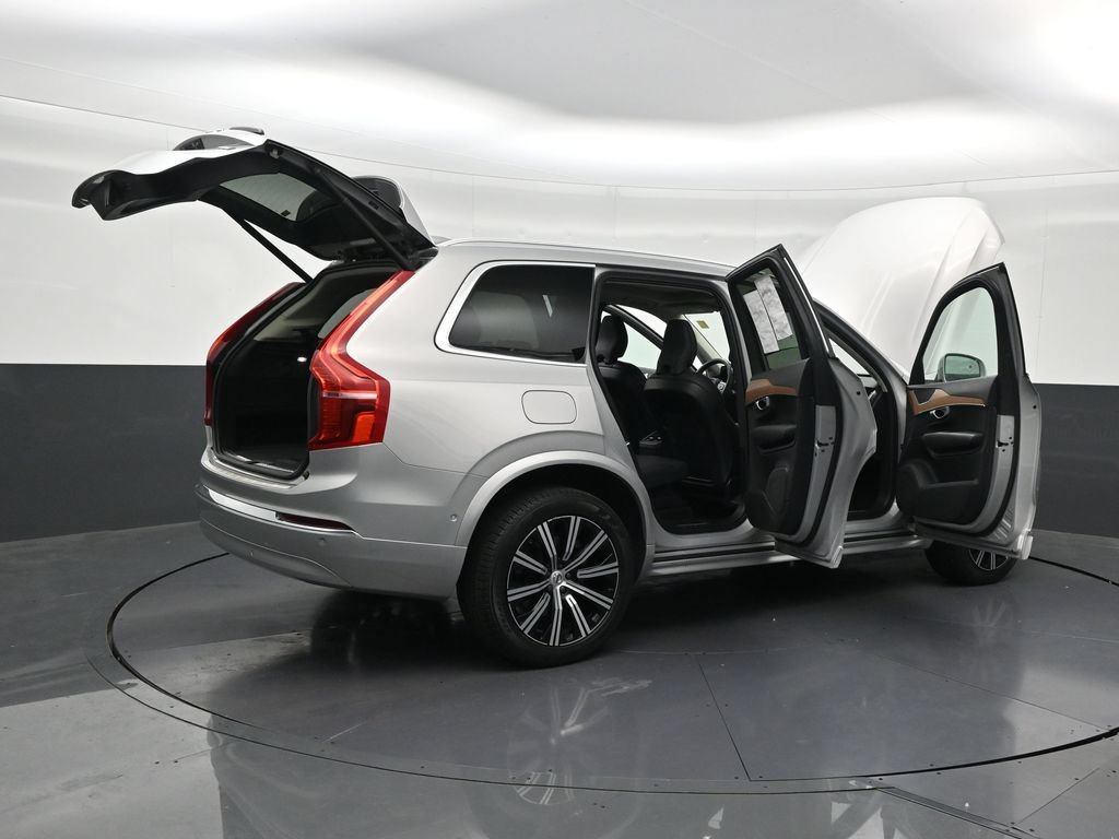 Used 2024 Volvo XC90 B6 Plus w/ Protection Package Premier AWD/4WD image 32