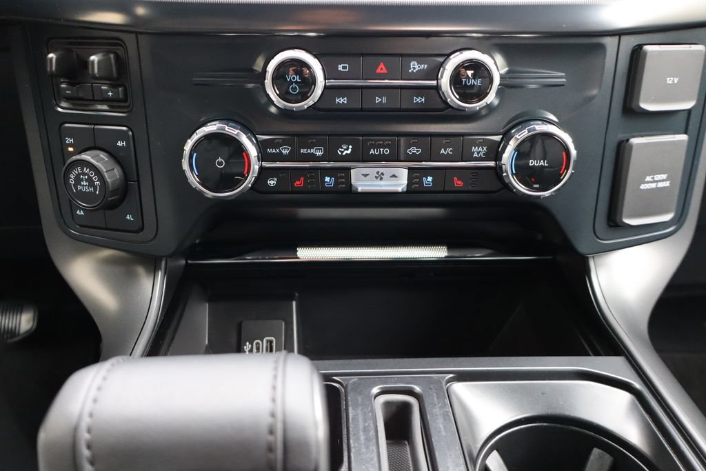 Used 2025 Ford F150 Lariat AWD/4WD image 8