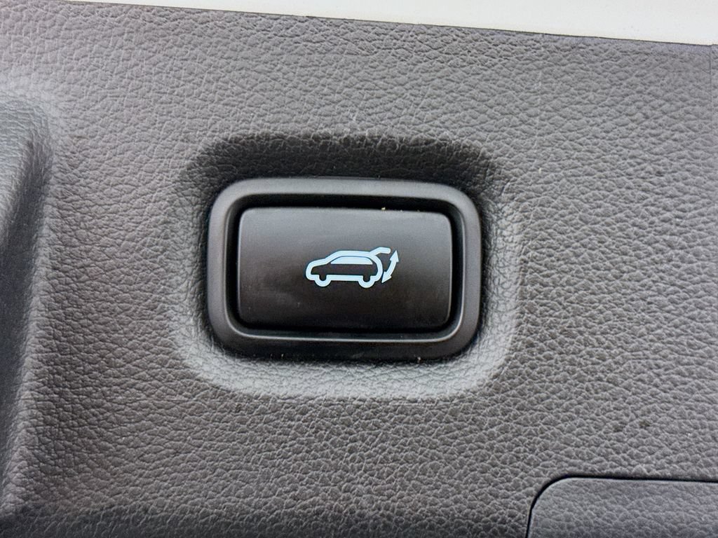 Certified 2023 Hyundai Santa Fe XRT AWD/4WD image 30
