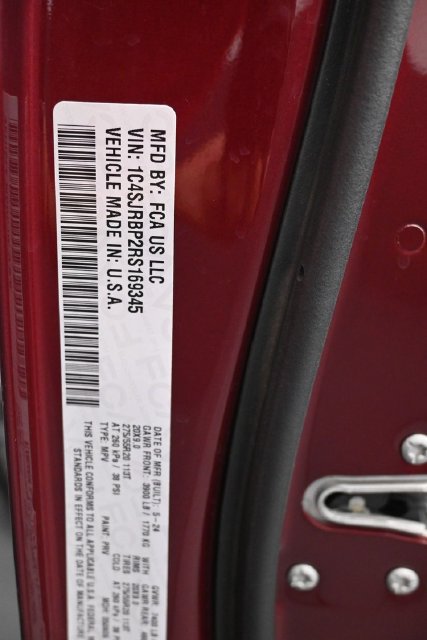 Used 2024 Jeep Wagoneer L Series II w/ Flexible Seating Group RWD image 20