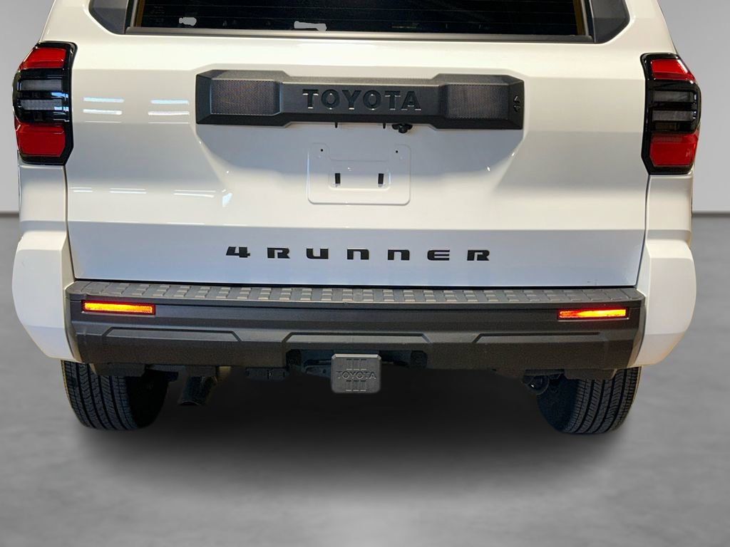 Used 2025 Toyota 4Runner SR5 image 15