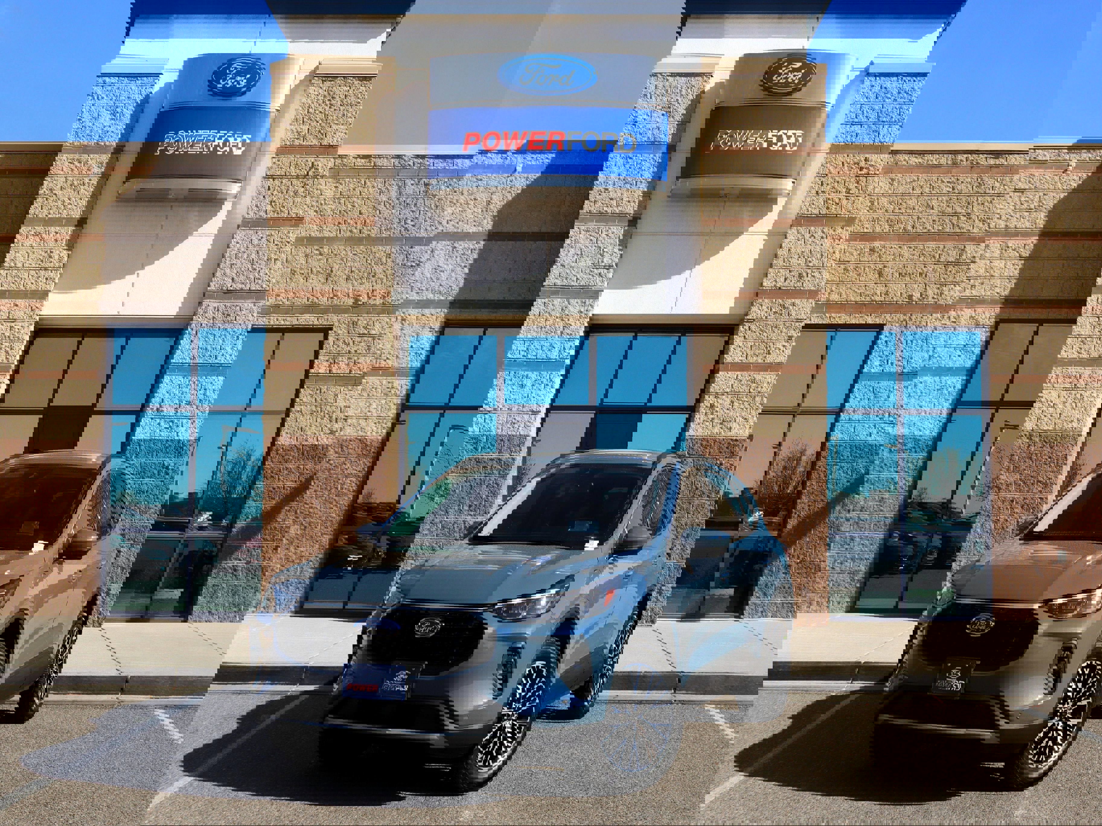 New 2026 Ford Escape SE w/ PHEV Premium Package image 2