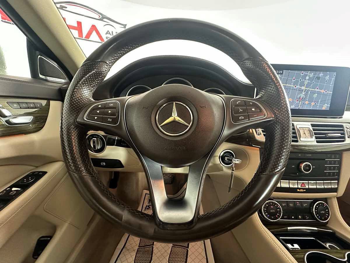Used 2015 Mercedes-Benz CLS 400 image 29