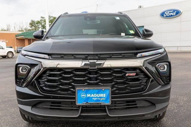 Used 2026 Chevrolet TrailBlazer RS w/ Convenience Package AWD/4WD image 2
