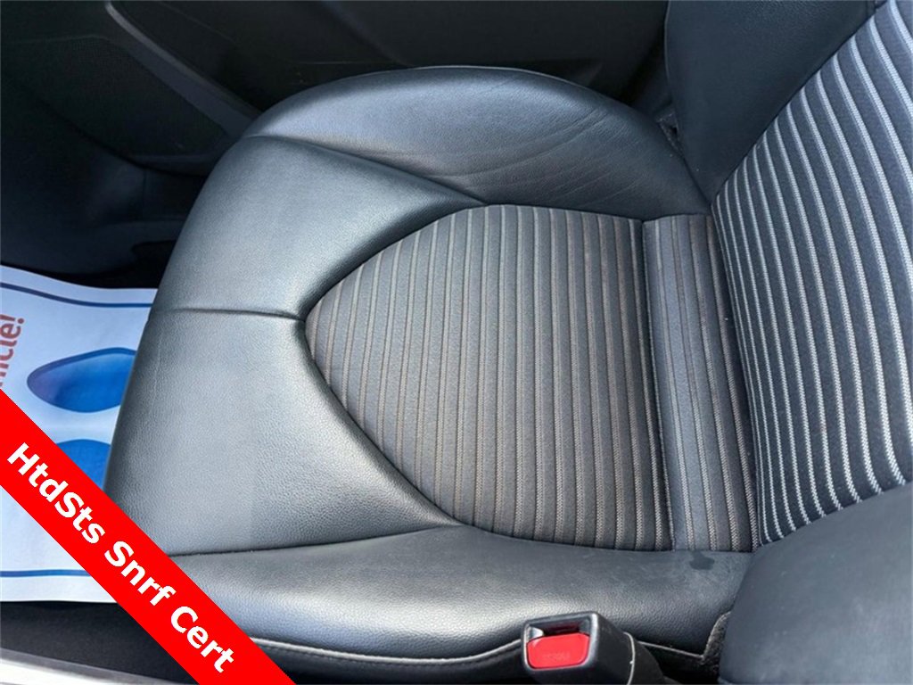 Used 2023 Toyota Highlander XSE image 28