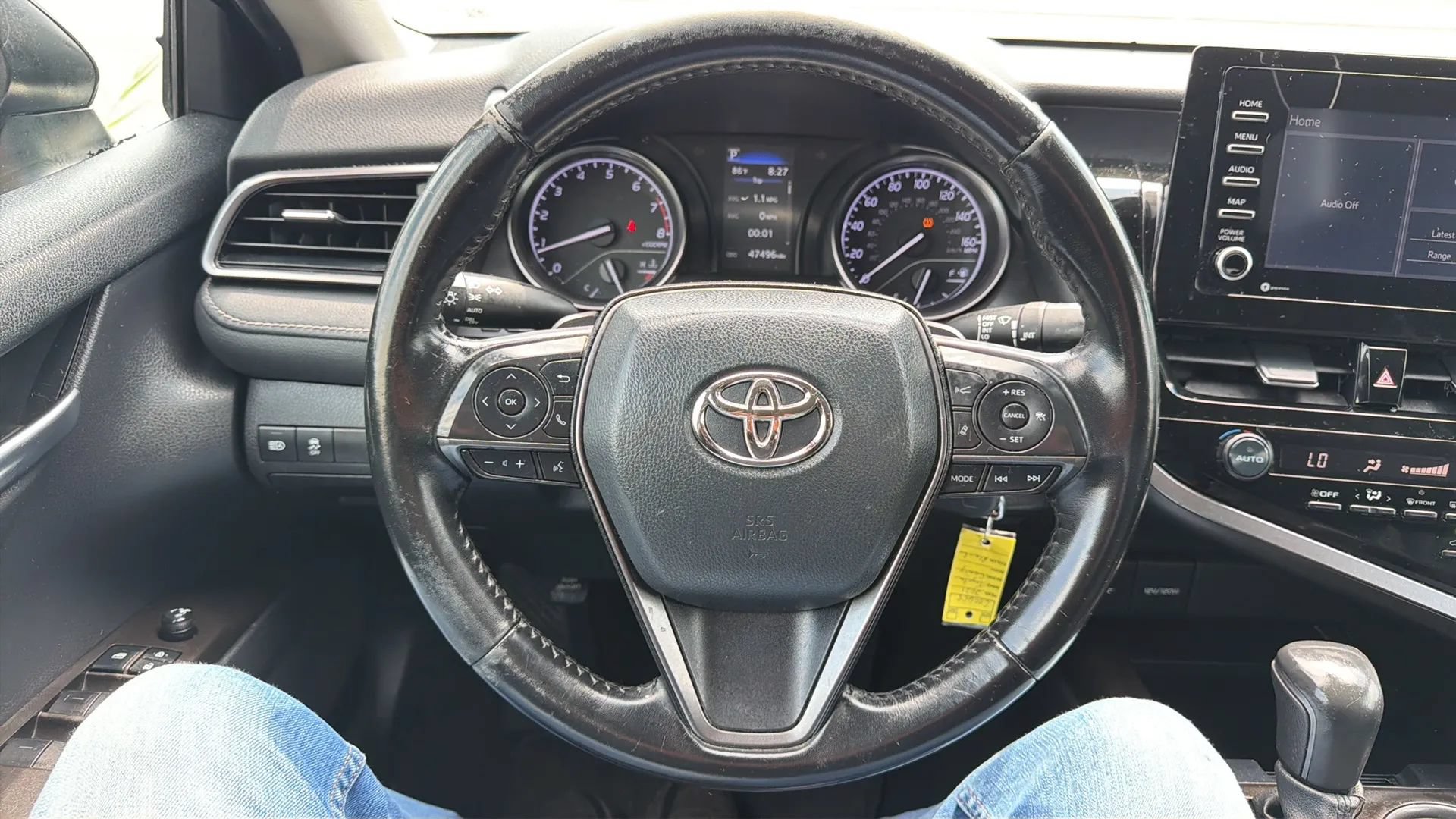 Used 2021 Toyota Camry SE FWD image 10