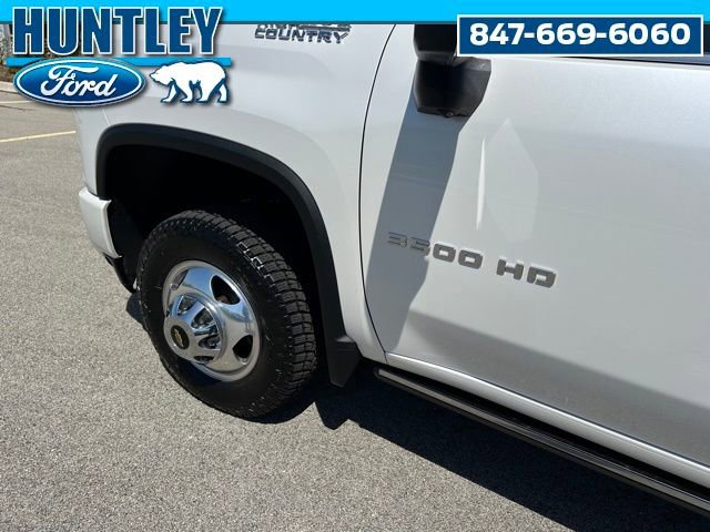 Used 2022 Chevrolet Silverado 3500 High Country w/ Safety Package II AWD/4WD image 8