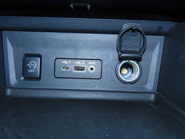 Used 2024 Nissan Sentra SV image 29