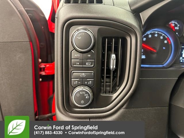 Used 2020 Chevrolet Silverado 1500 Custom w/ Custom Value Package image 29