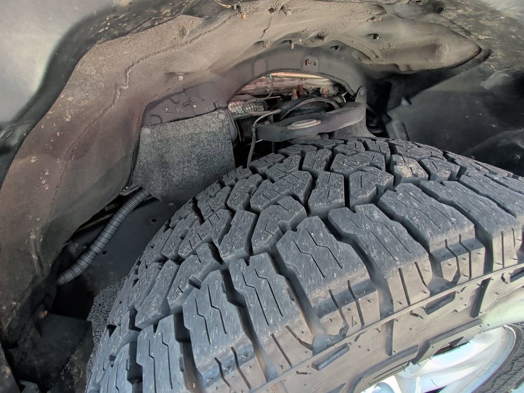 Used 2017 Toyota Tundra SR5 w/ SR5 Upgrade Package AWD/4WD image 9