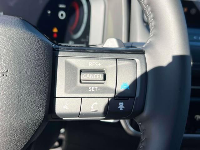 New 2026 Nissan Rogue Platinum image 23