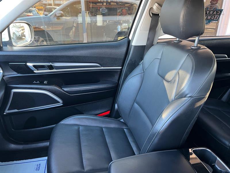 Used 2020 Kia Telluride S w/ S 8 Passenger Seating Package image 12