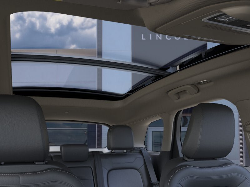 New 2023 Lincoln Corsair Reserve w/ Equipment Group 202A AWD/4WD image 22