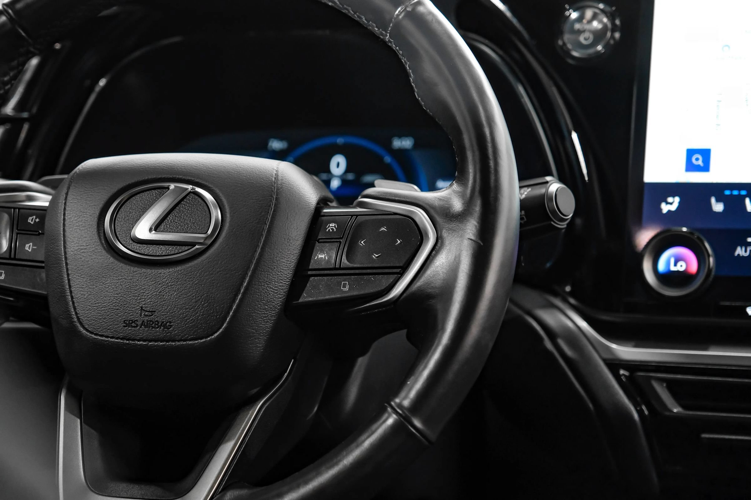 Used 2024 Lexus TX 550h AWD Plug-In Hybrid w/ Technology Package image 22