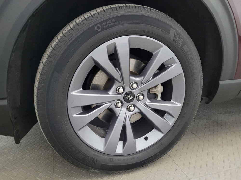 Used 2022 Ford Explorer XLT w/ Equipment Group 202A image 31