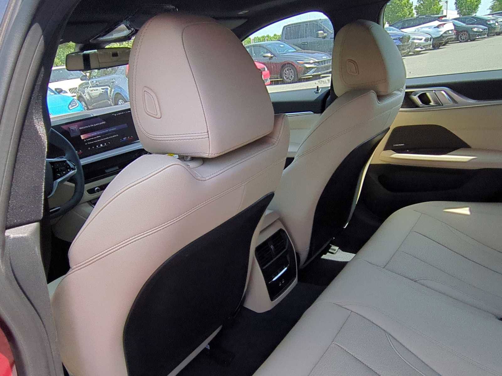 Used 2025 BMW i4 xDrive40i w/ Premium Package image 19