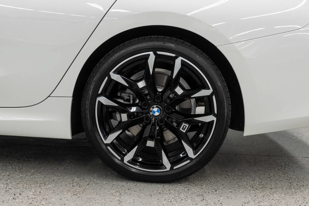 Used 2026 BMW 330i xDrive Sedan AWD/4WD image 37