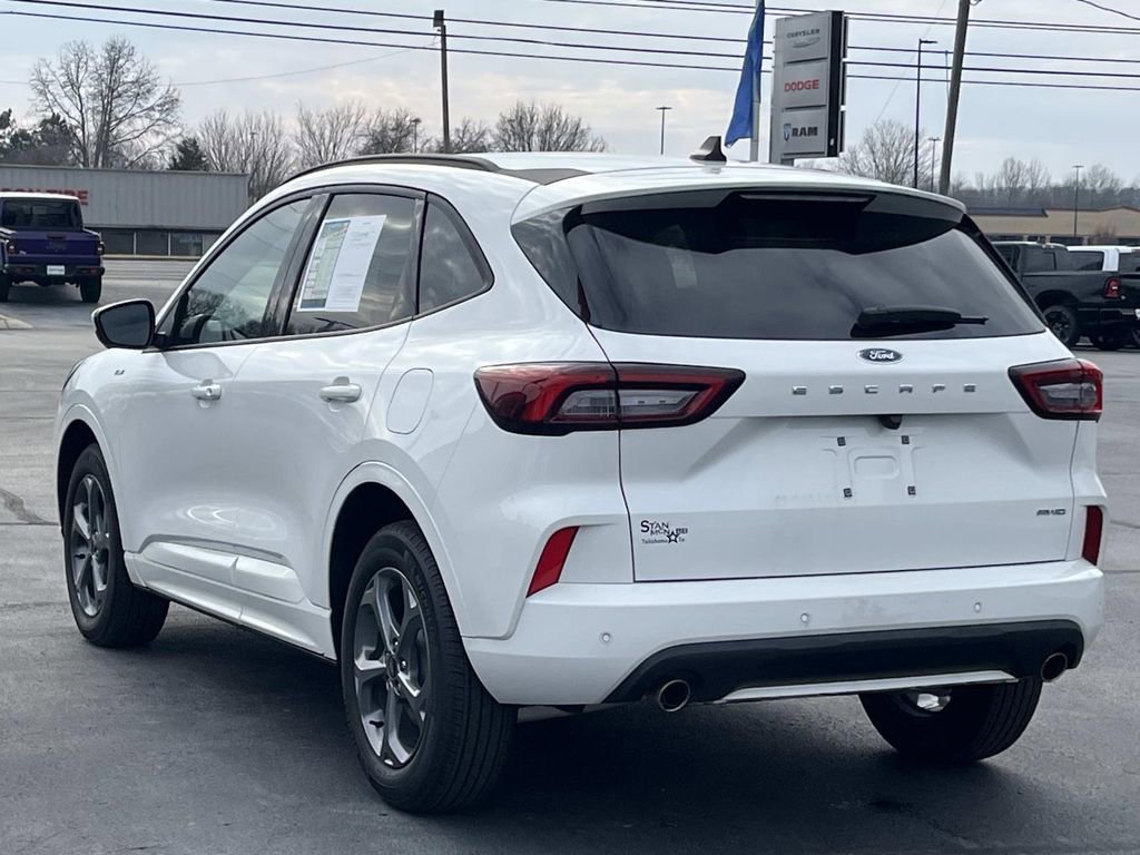 Used 2023 Ford Escape ST-Line Select w/ Tech Pack #2 image 5