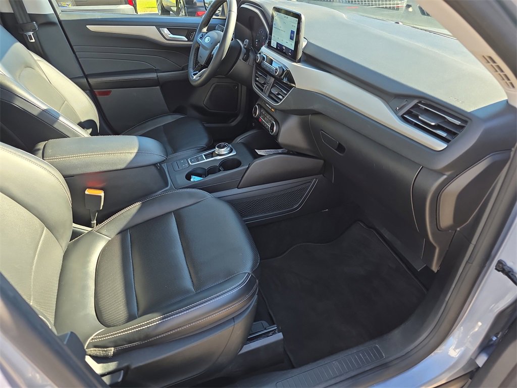 Used 2022 Ford Escape SEL image 35