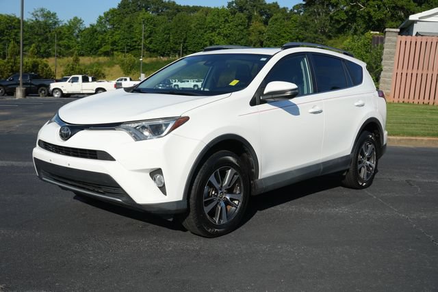 Used 2018 Toyota RAV4 XLE w/ Plus Extra Value Package AWD/4WD image 3