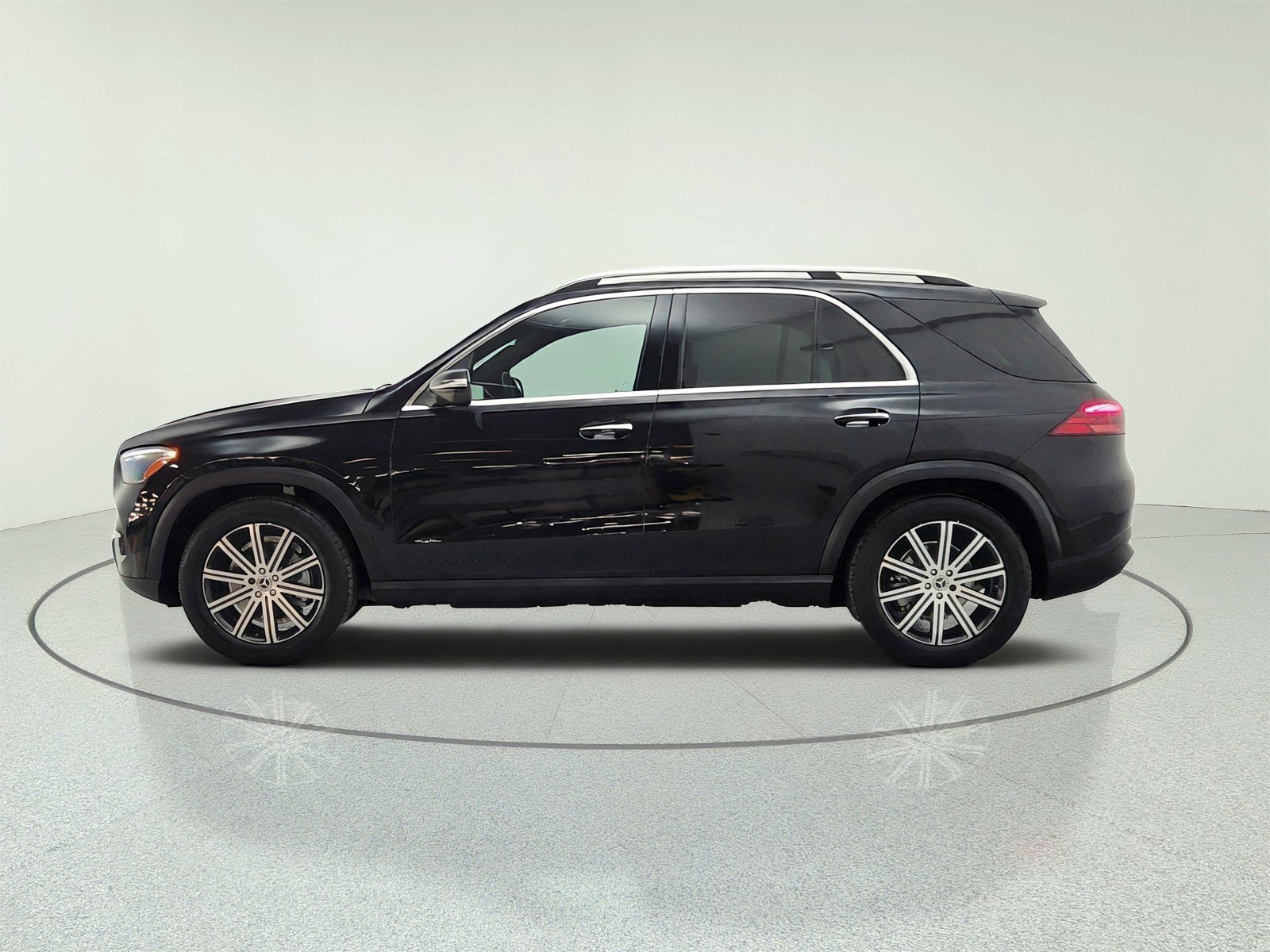 Certified 2026 Mercedes-Benz GLE 350 4MATIC image 8