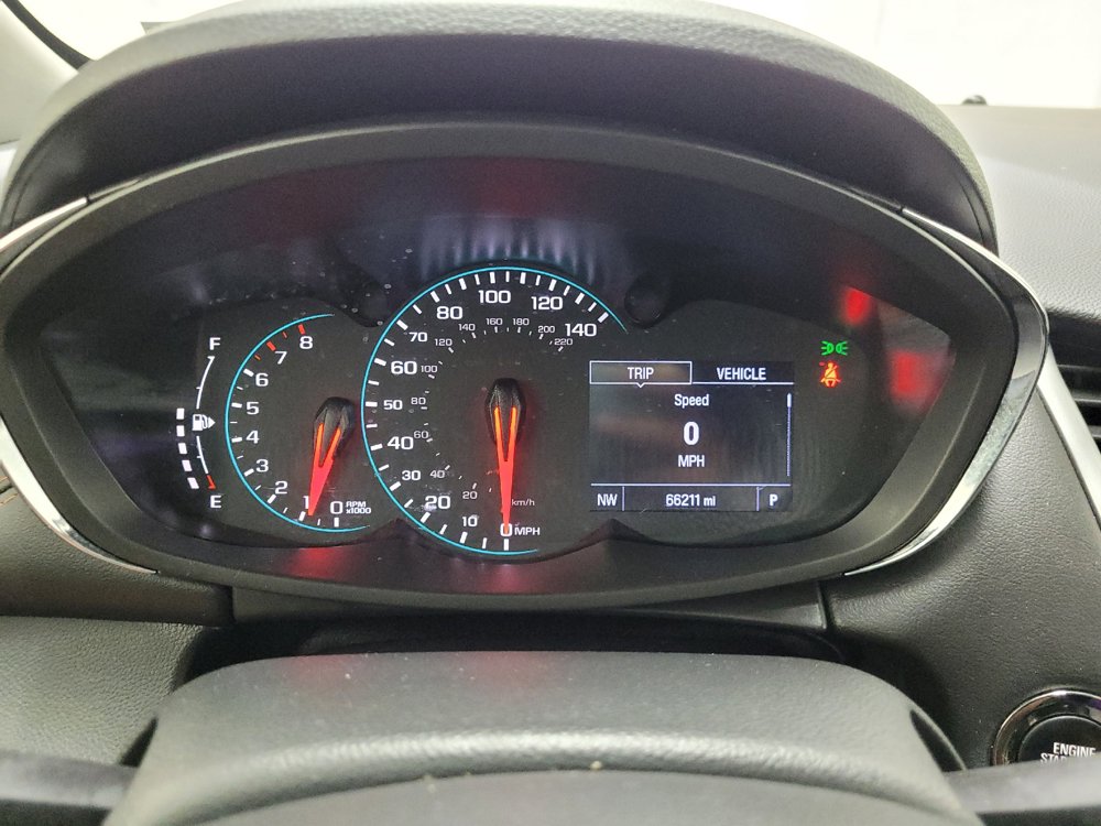 Used 2020 Chevrolet Trax LT w/ LT Convenience Package AWD/4WD image 23