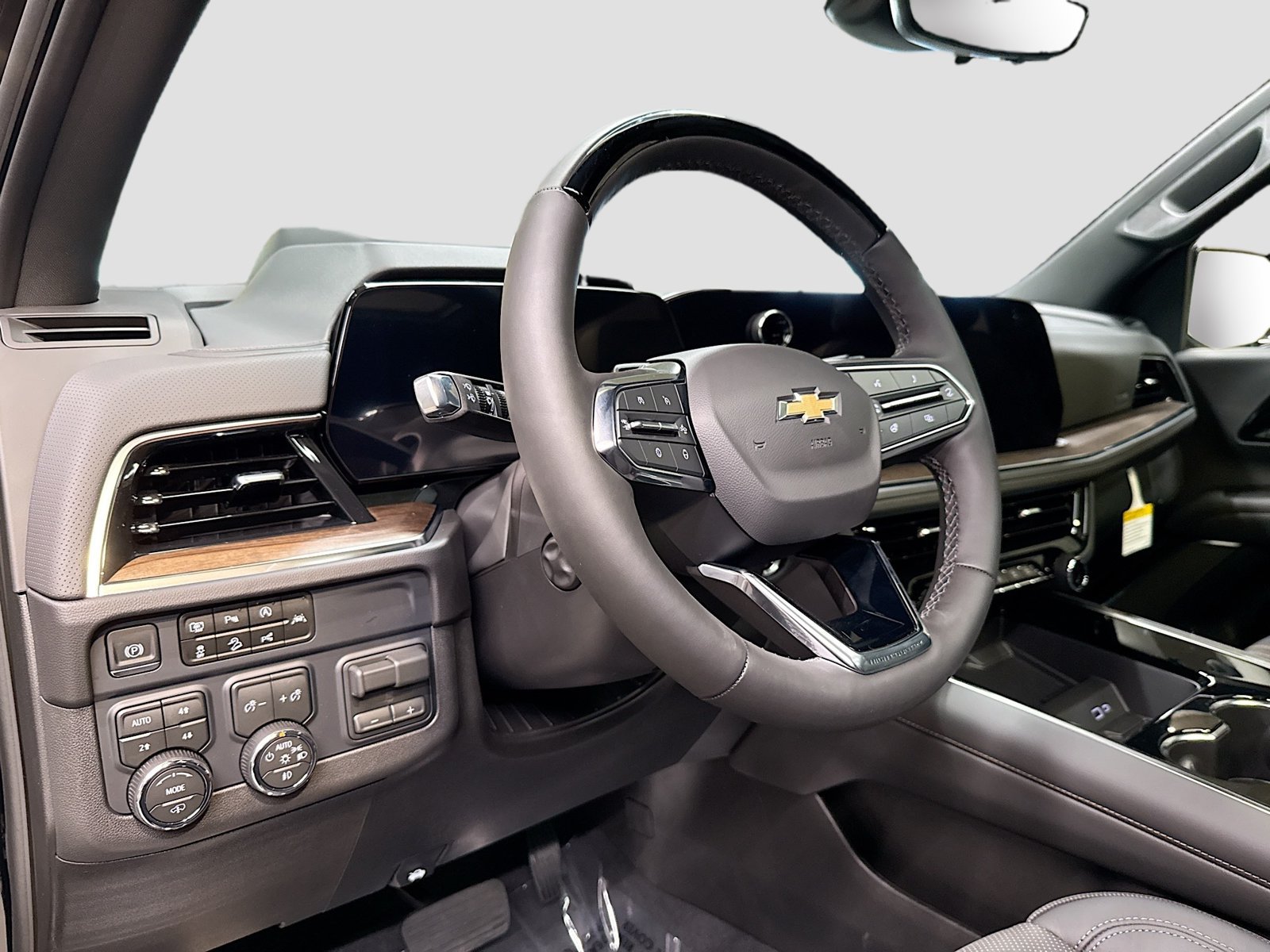 New 2026 Chevrolet Tahoe High Country AWD/4WD image 10