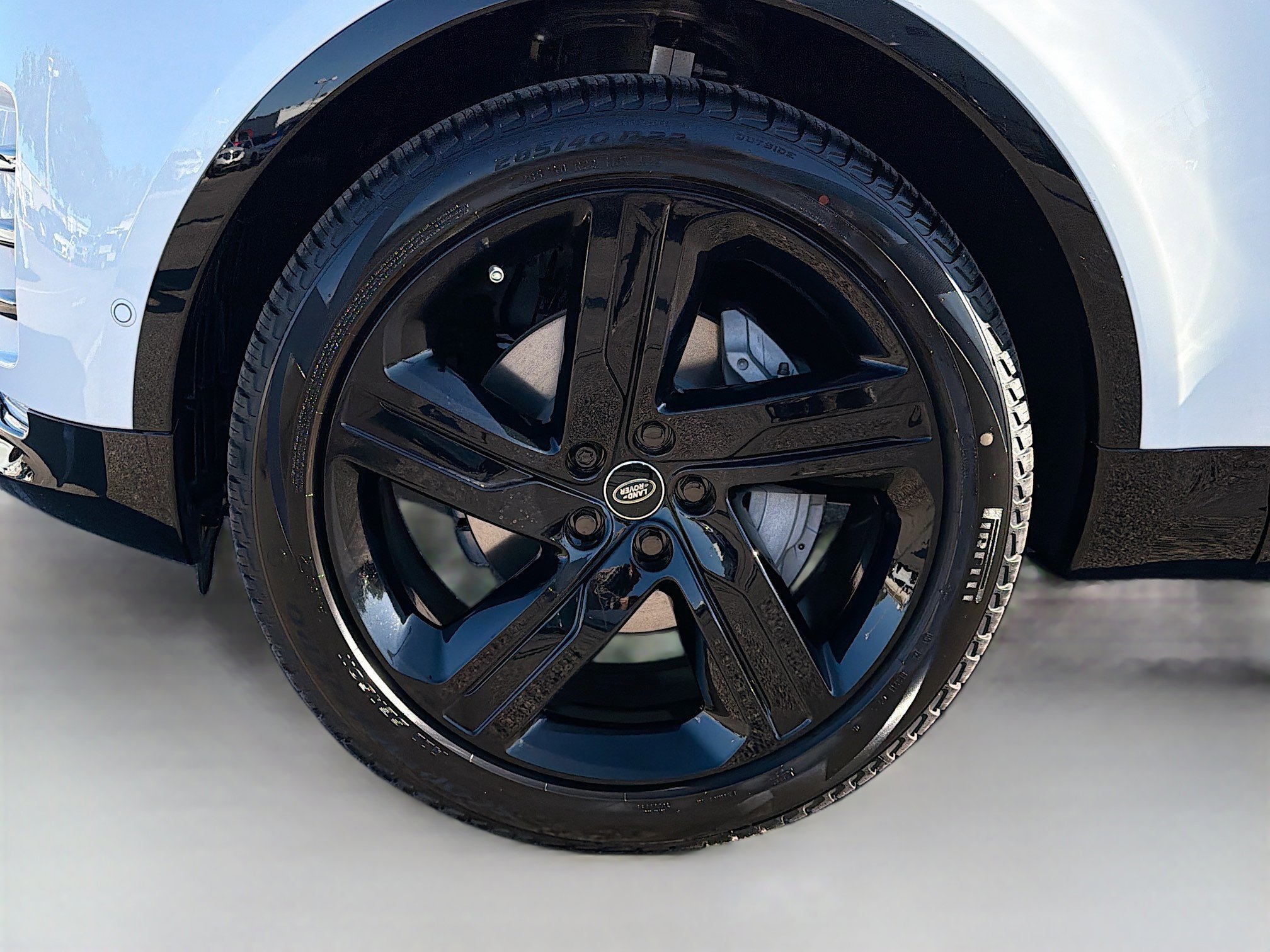 New 2026 Land Rover Discovery Dynamic SE image 41