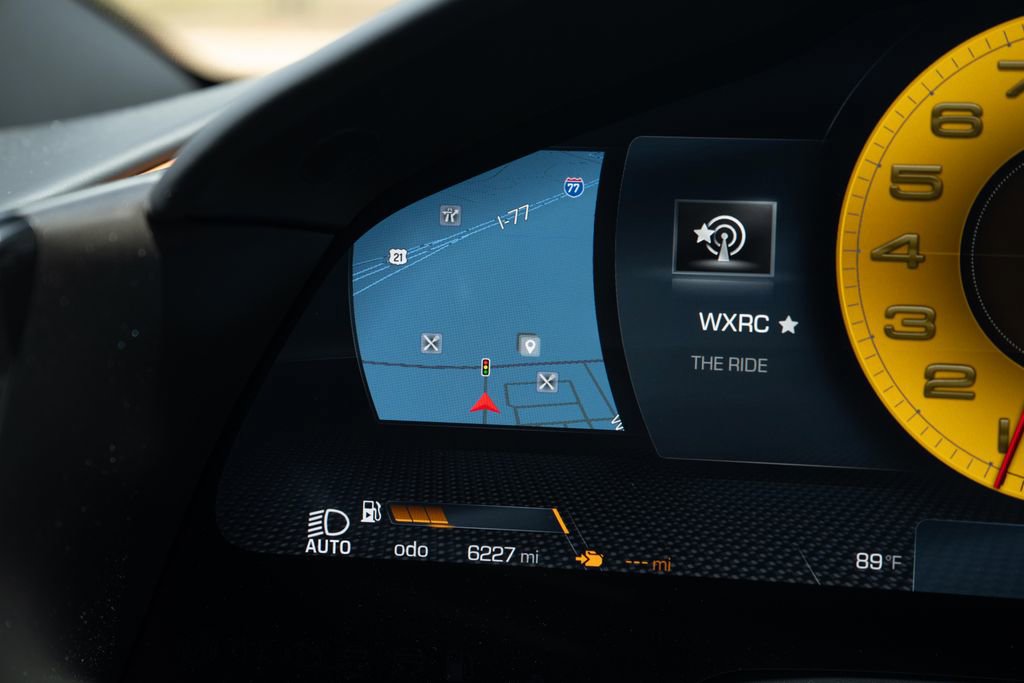 Certified 2022 Ferrari Roma RWD image 37