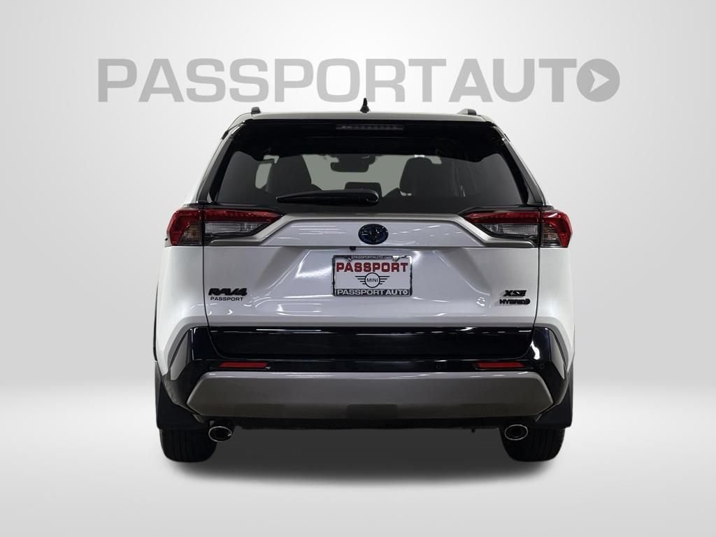 Used 2023 Toyota RAV4 XSE AWD/4WD image 6