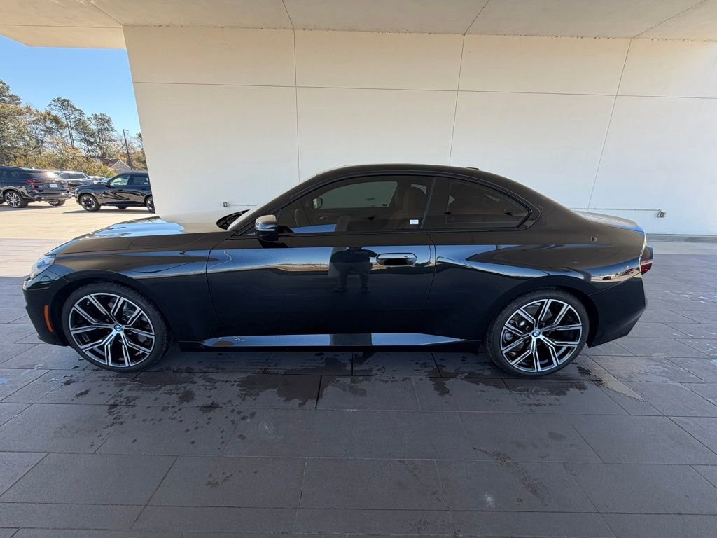 Used 2024 BMW 230i Coupe w/ Convenience Package image 9