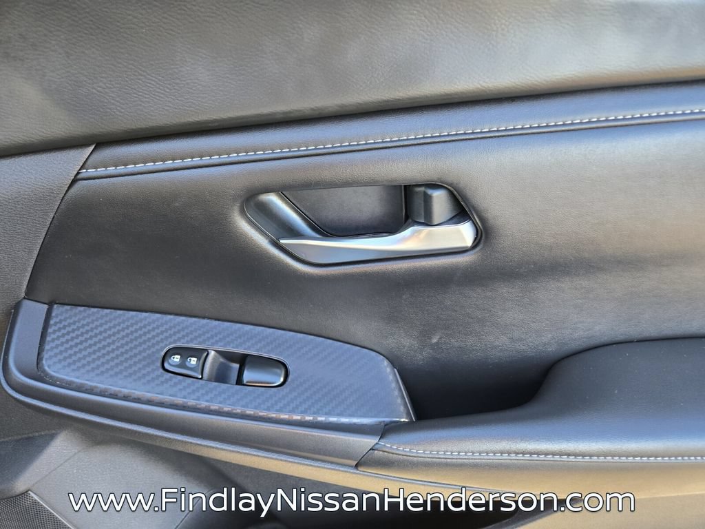 Used 2024 Nissan Sentra SV FWD image 18