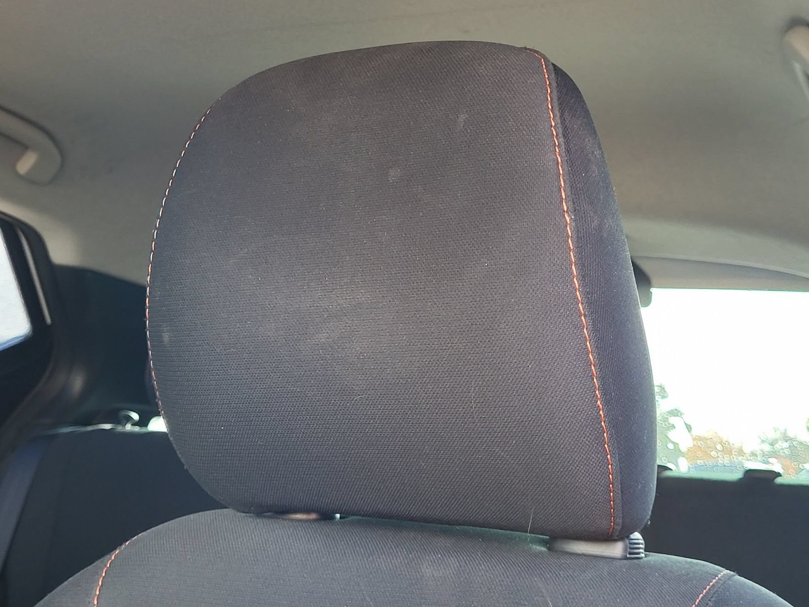 Used 2023 Nissan Kicks SR FWD image 12