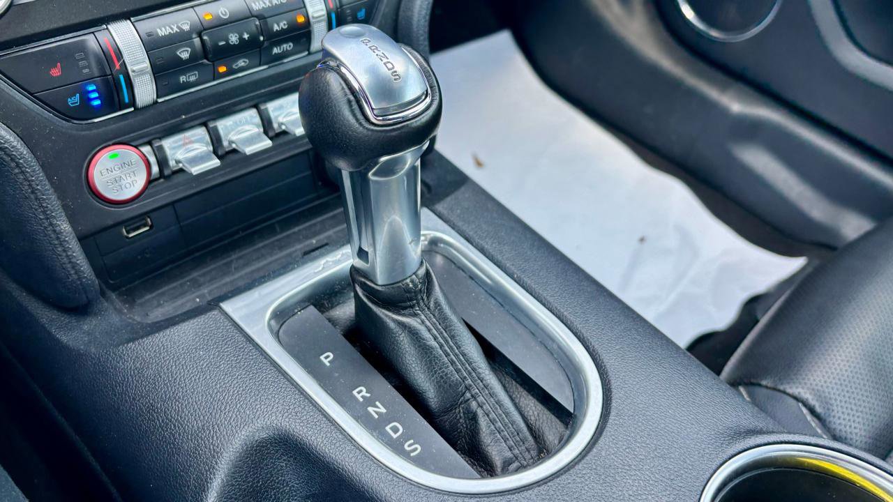 Used 2022 Ford Mustang Premium RWD image 17