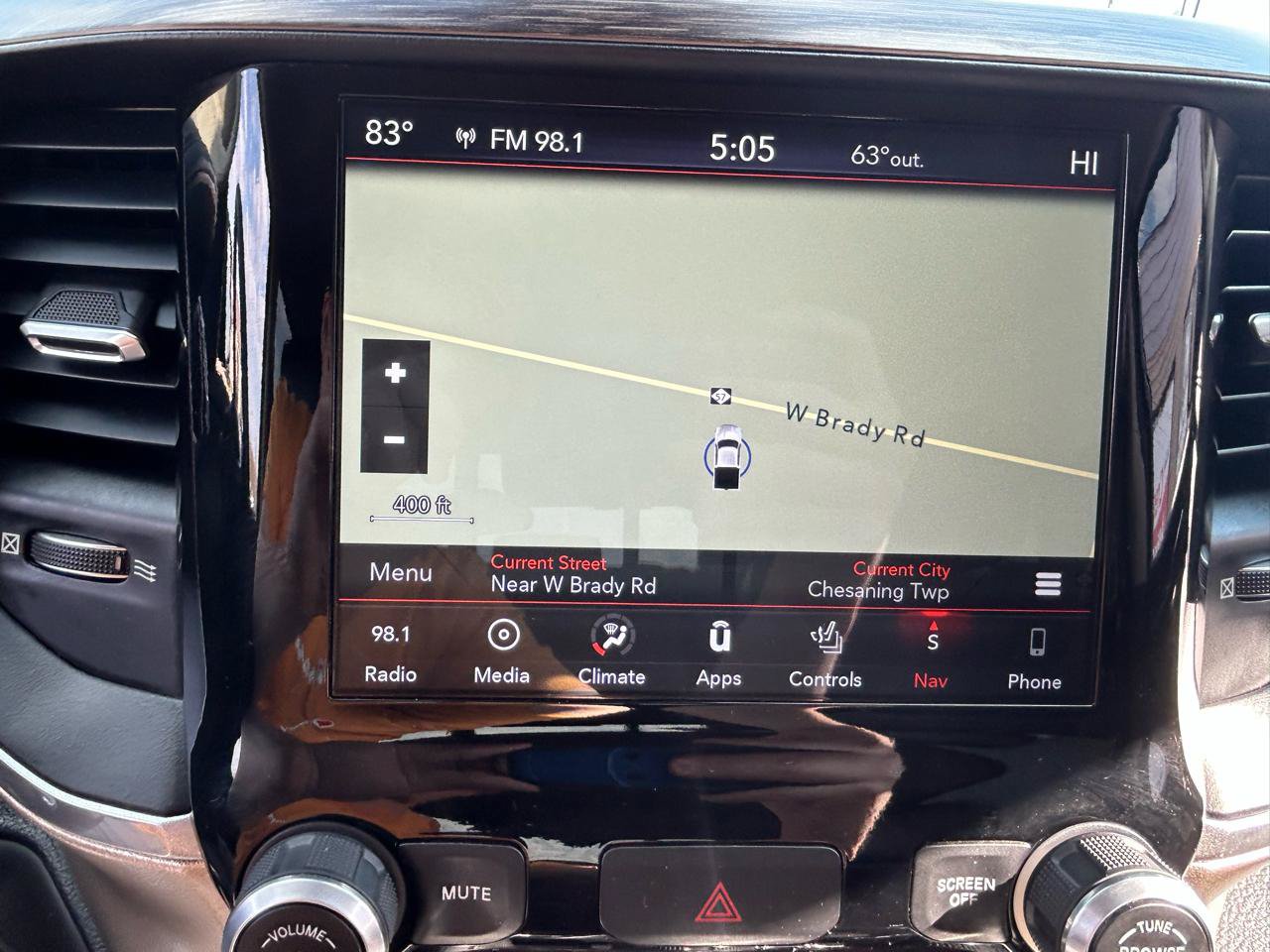 Used 2019 RAM 1500 Laramie AWD/4WD image 24