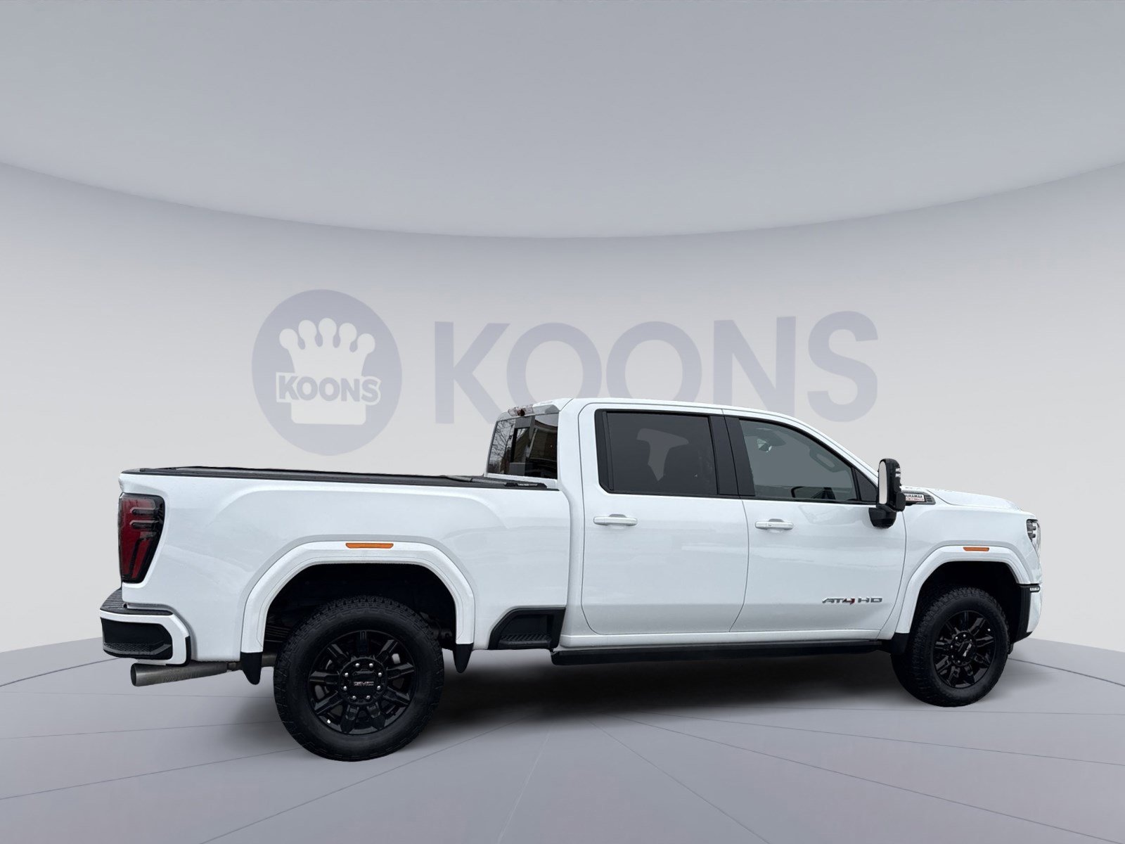 Used 2025 GMC Sierra 2500 AT4 w/ AT4 Premium Plus Package image 8