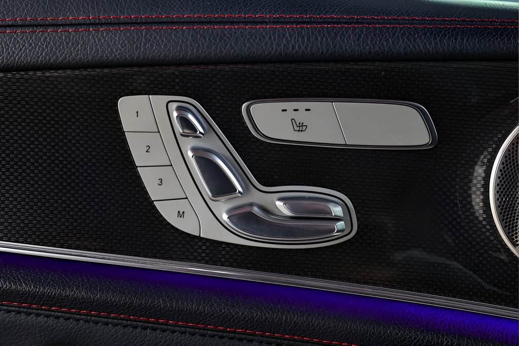 Used 2021 Mercedes-Benz E 53 AMG 4MATIC Sedan image 37