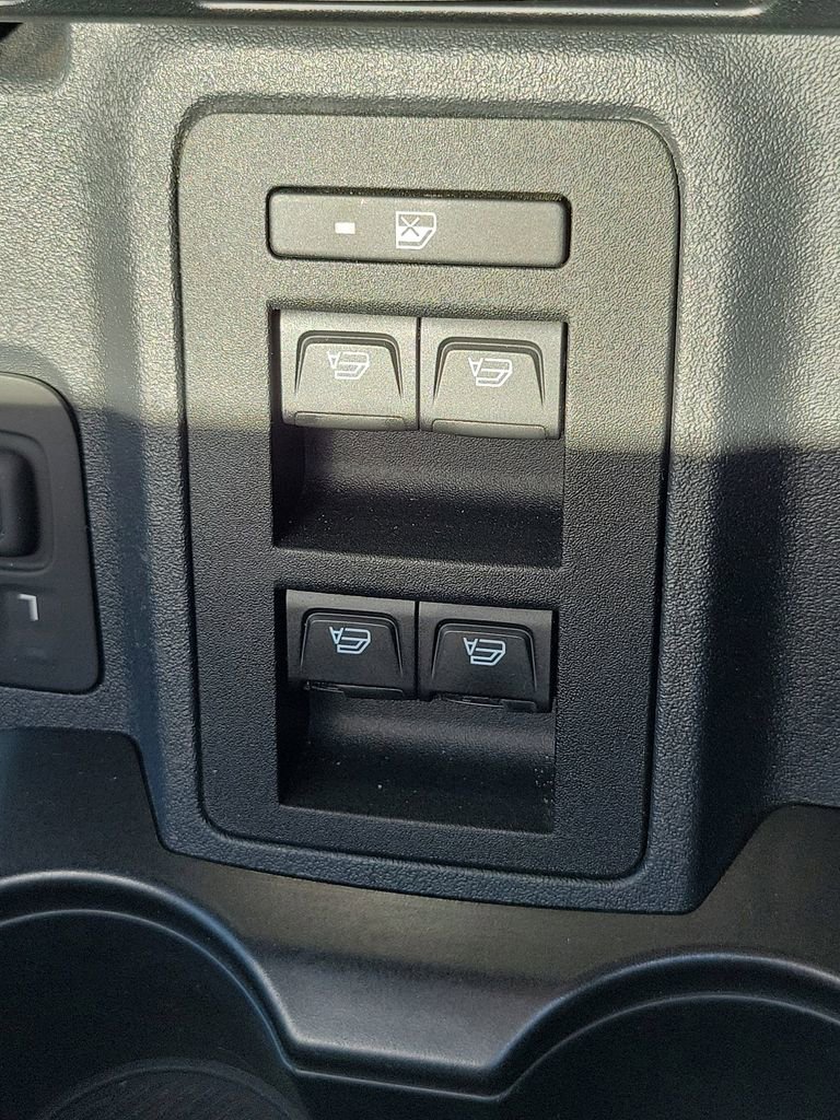 Used 2022 Ford Bronco Badlands w/ Sasquatch Package image 26