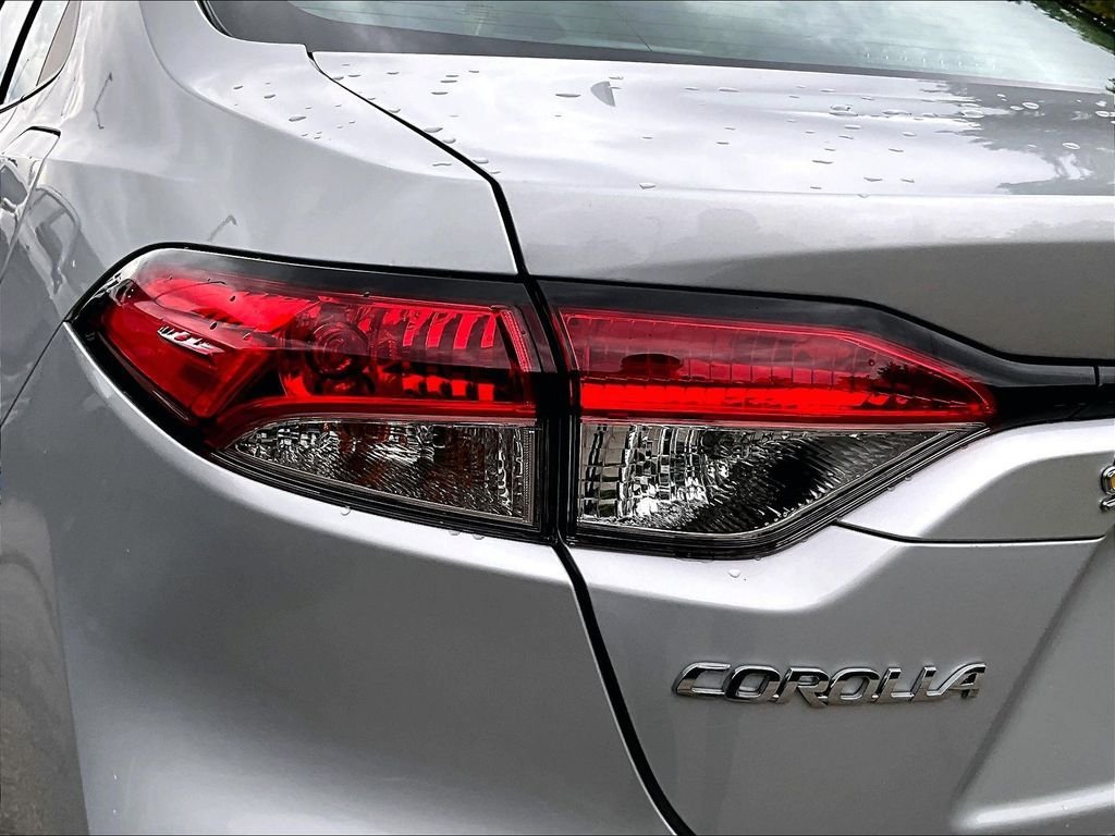Certified 2023 Toyota Corolla LE FWD image 32